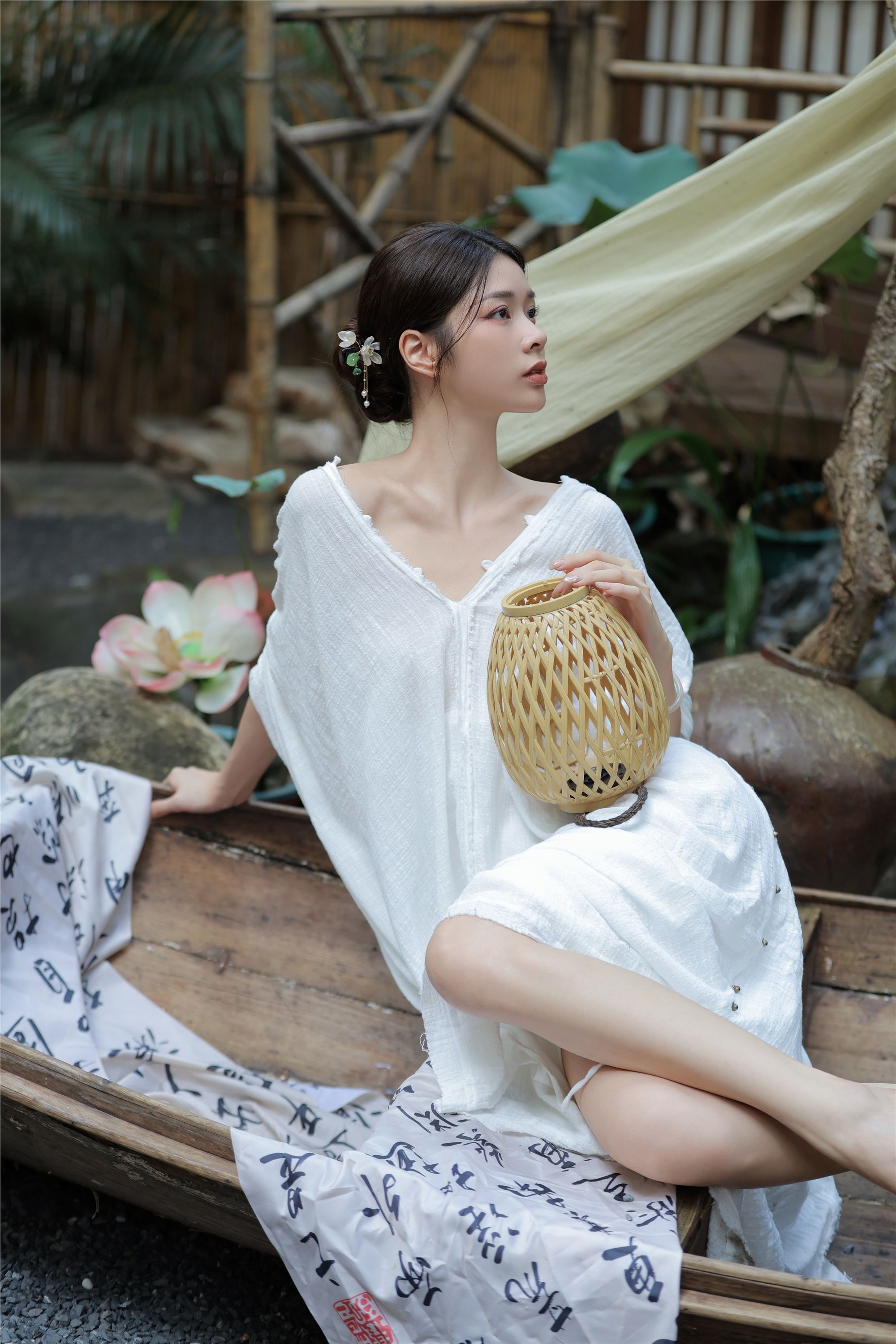 YITUYU艺图语 2025.01.30 画船听雨眠 板板酱